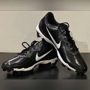 NEW NIKE BASEBALL CLEATS MENS 12 ALPHA HUARACHE MOLDED BLACK TRAVEL BALL